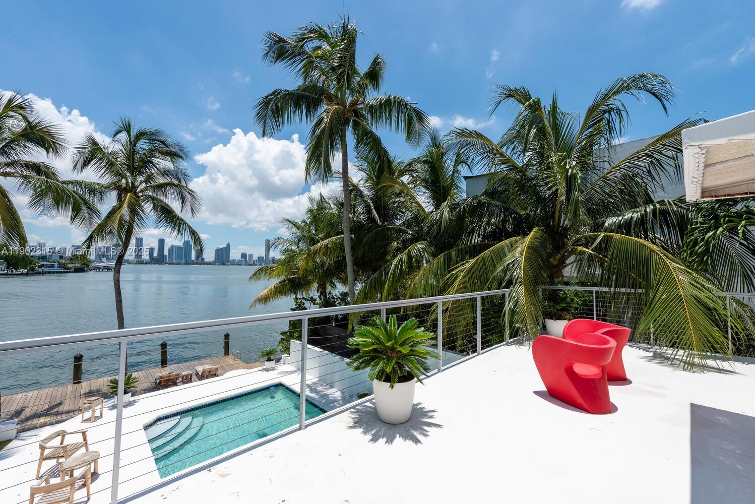 302 W San Marino Dr, Miami Beach