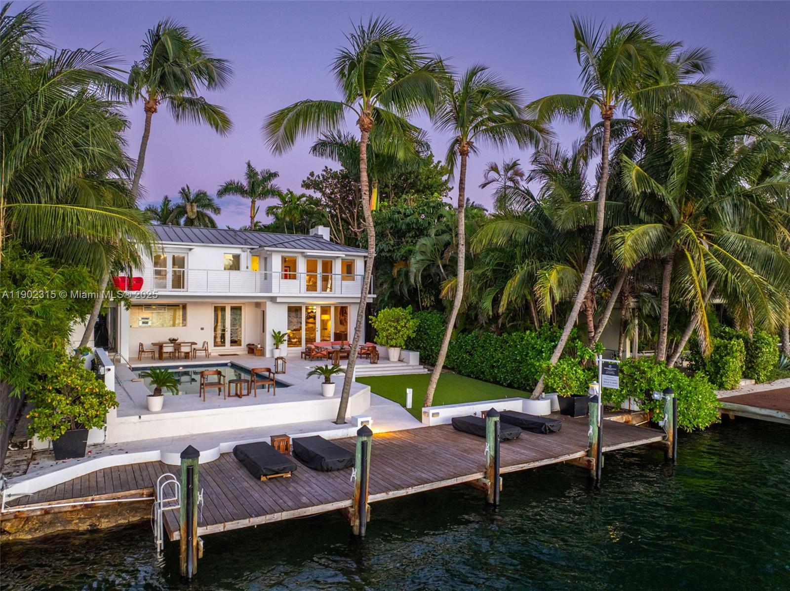 302 W San Marino Dr, Miami Beach