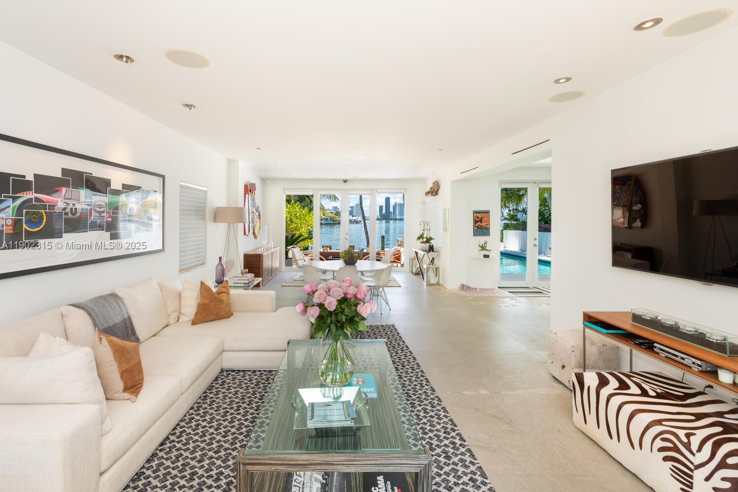 302 W San Marino Dr, Miami Beach