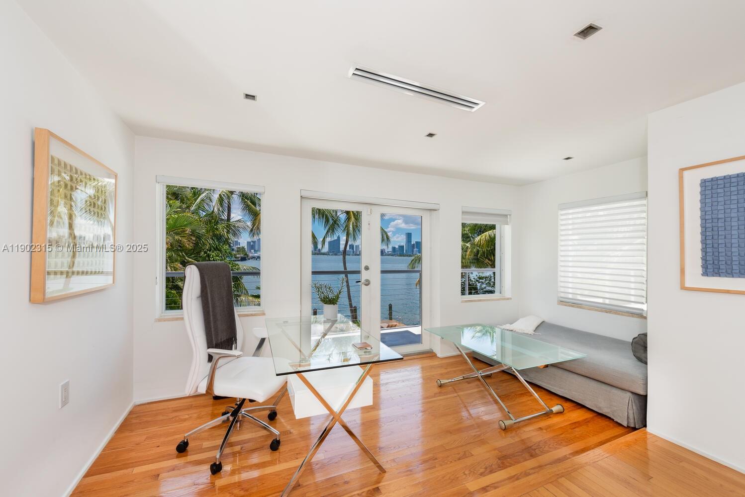 302 W San Marino Dr, Miami Beach