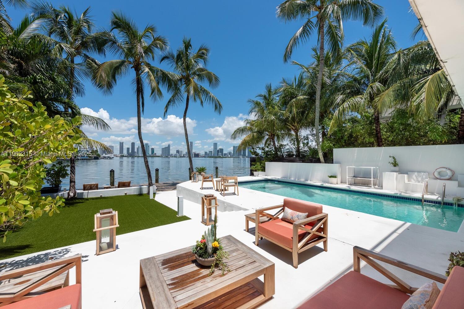 302 W San Marino Dr, Miami Beach