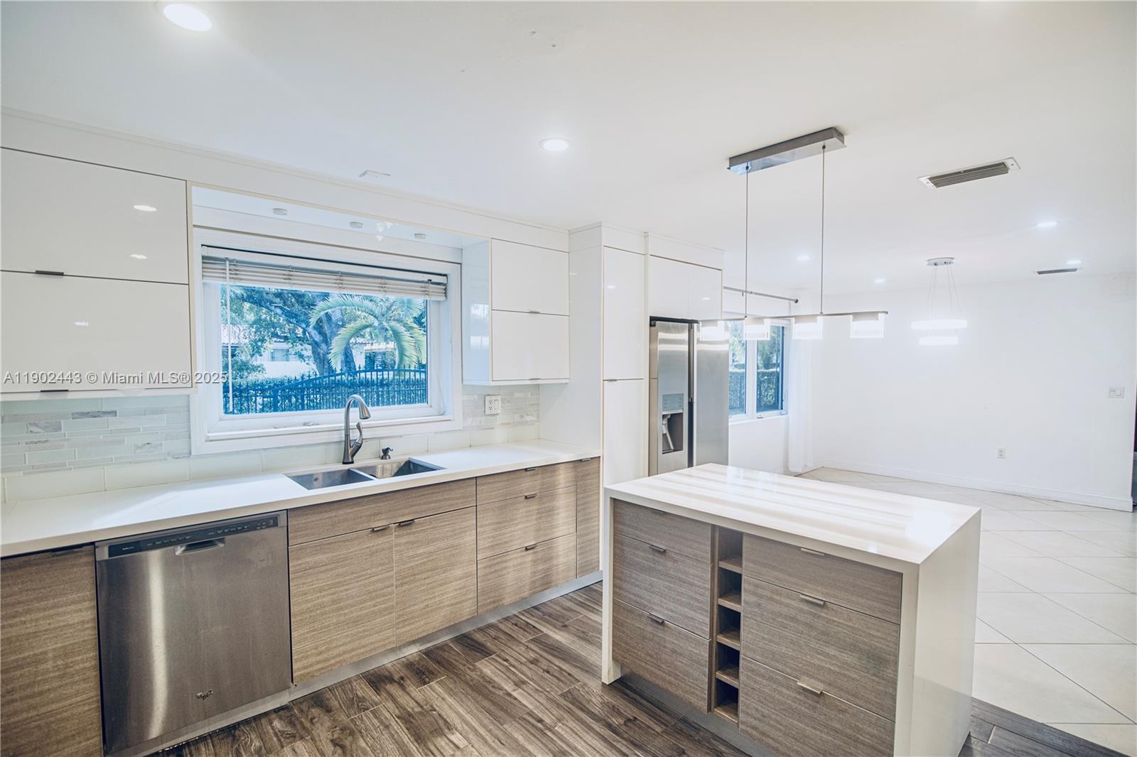 1543 Dorado Ave, Coral Gables