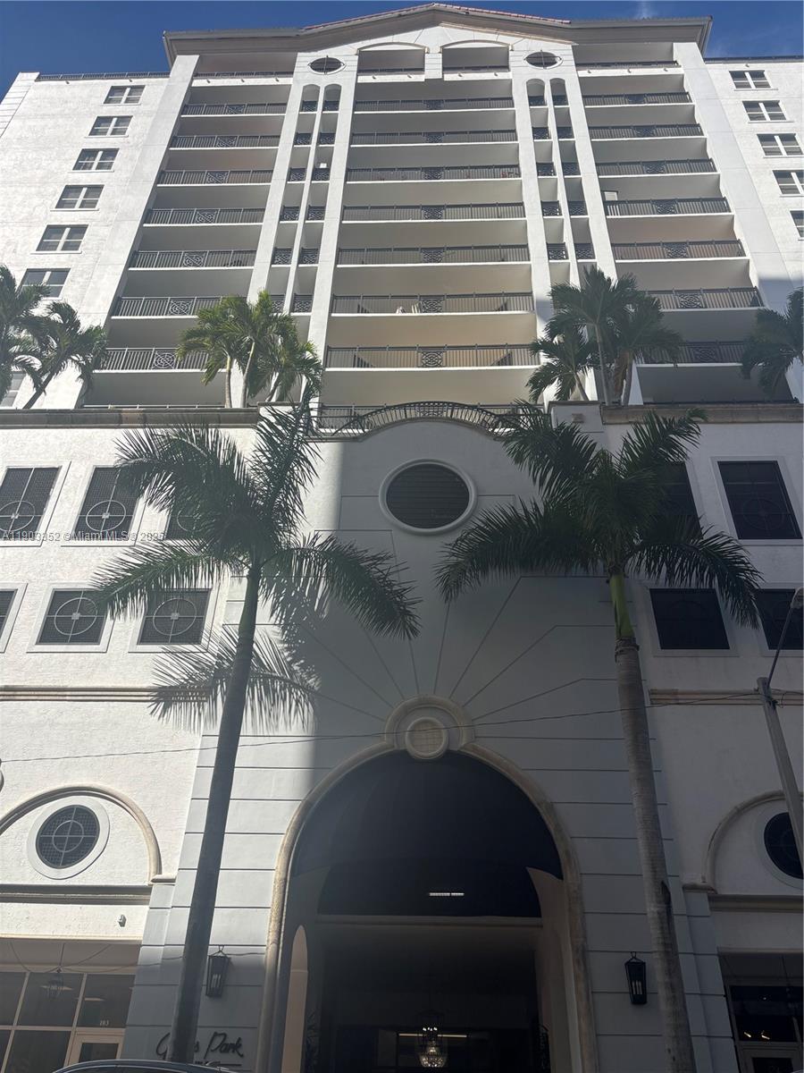 357 Almeria Ave # 906, Coral Gables Unit: 906