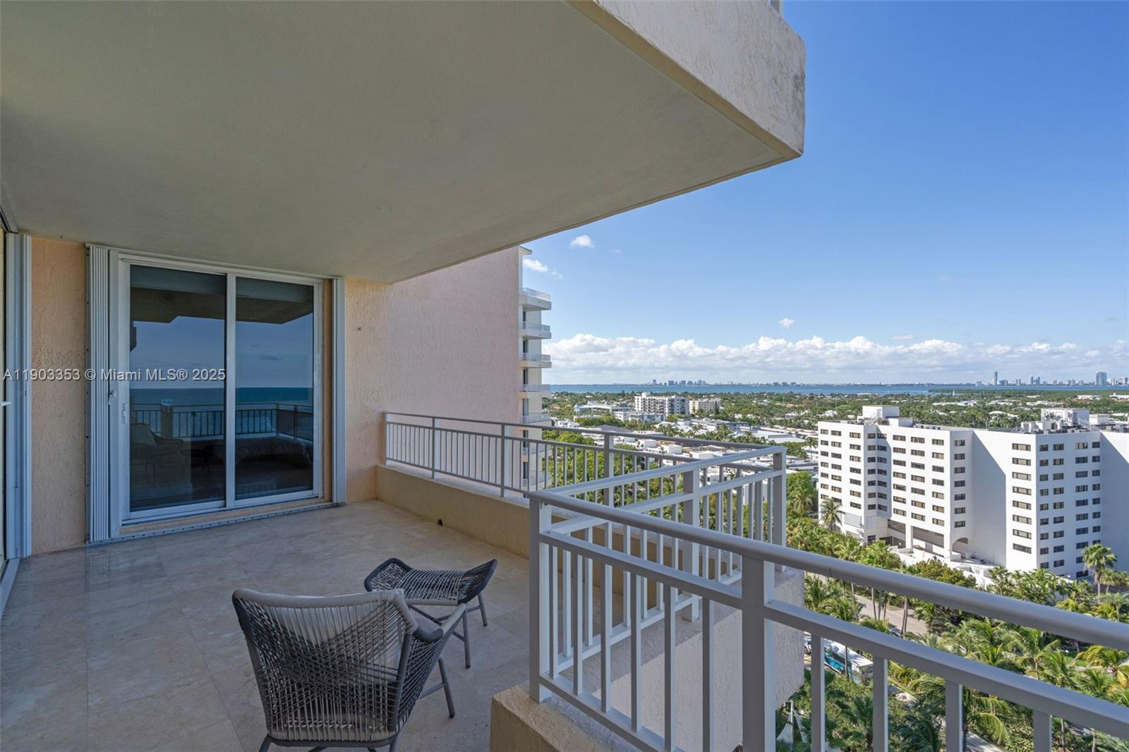 791 Crandon Blvd # 1402, Key Biscayne Unit: 1402