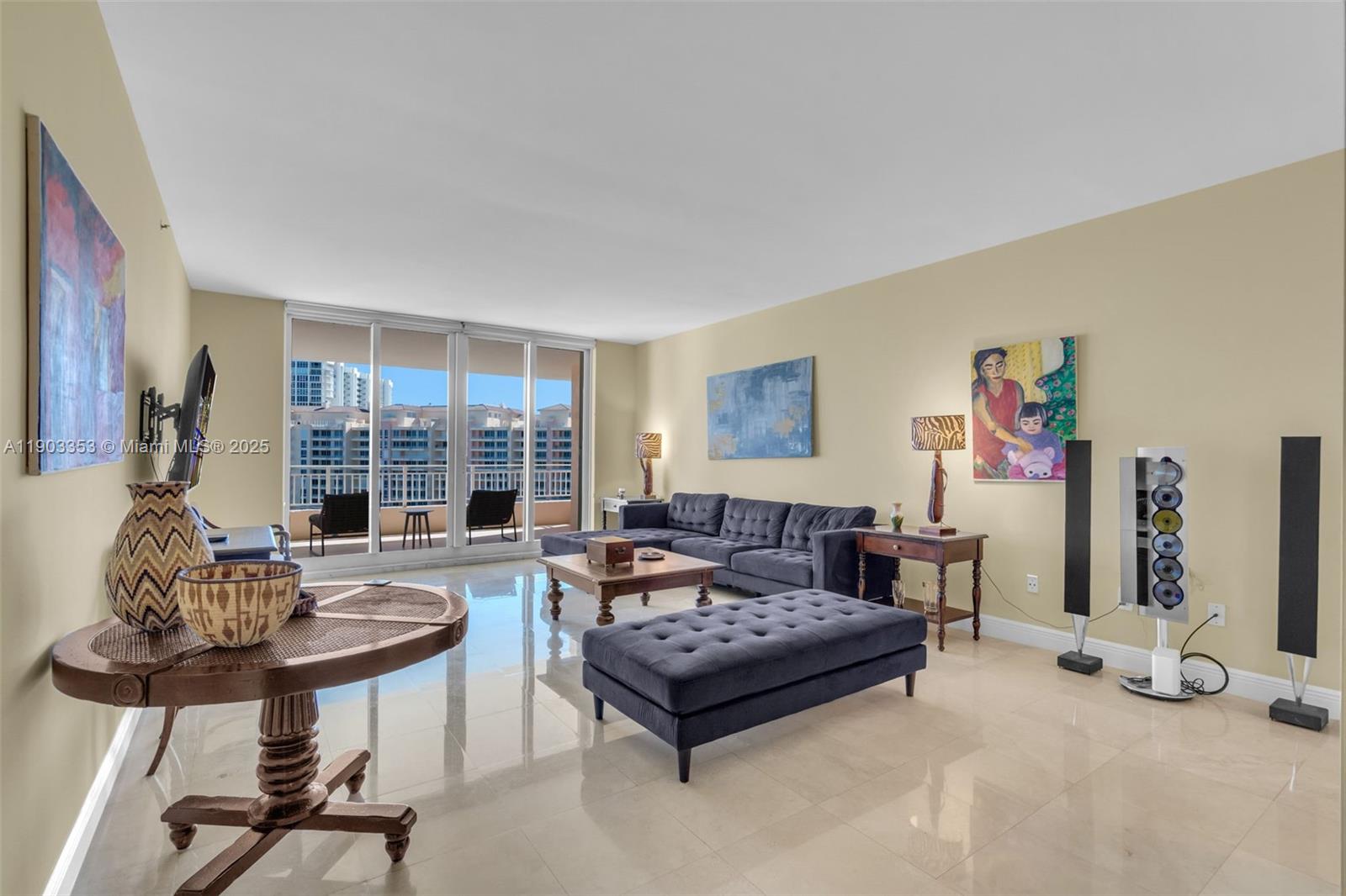 791 Crandon Blvd # 1402, Key Biscayne Unit: 1402