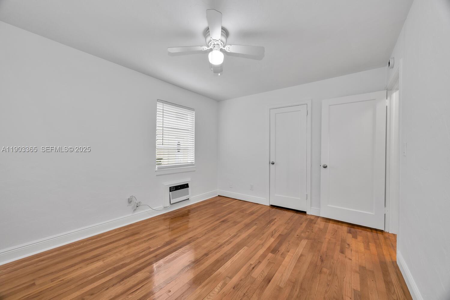 23 Phoenetia Ave # 1