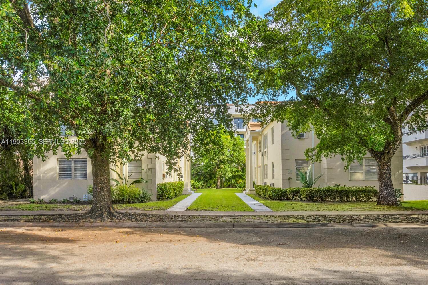 23 Phoenetia Ave # 1