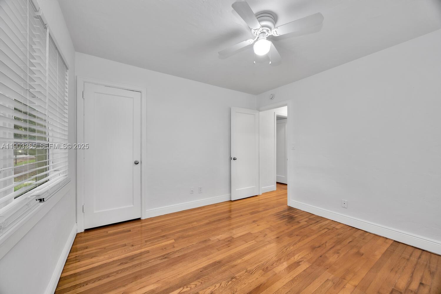 23 Phoenetia Ave # 1