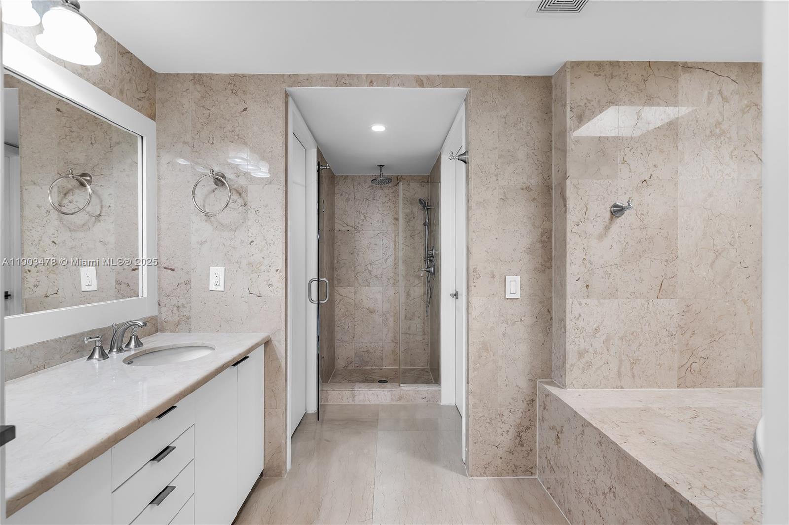 141 Crandon Blvd # 242, Key Biscayne Unit: 242