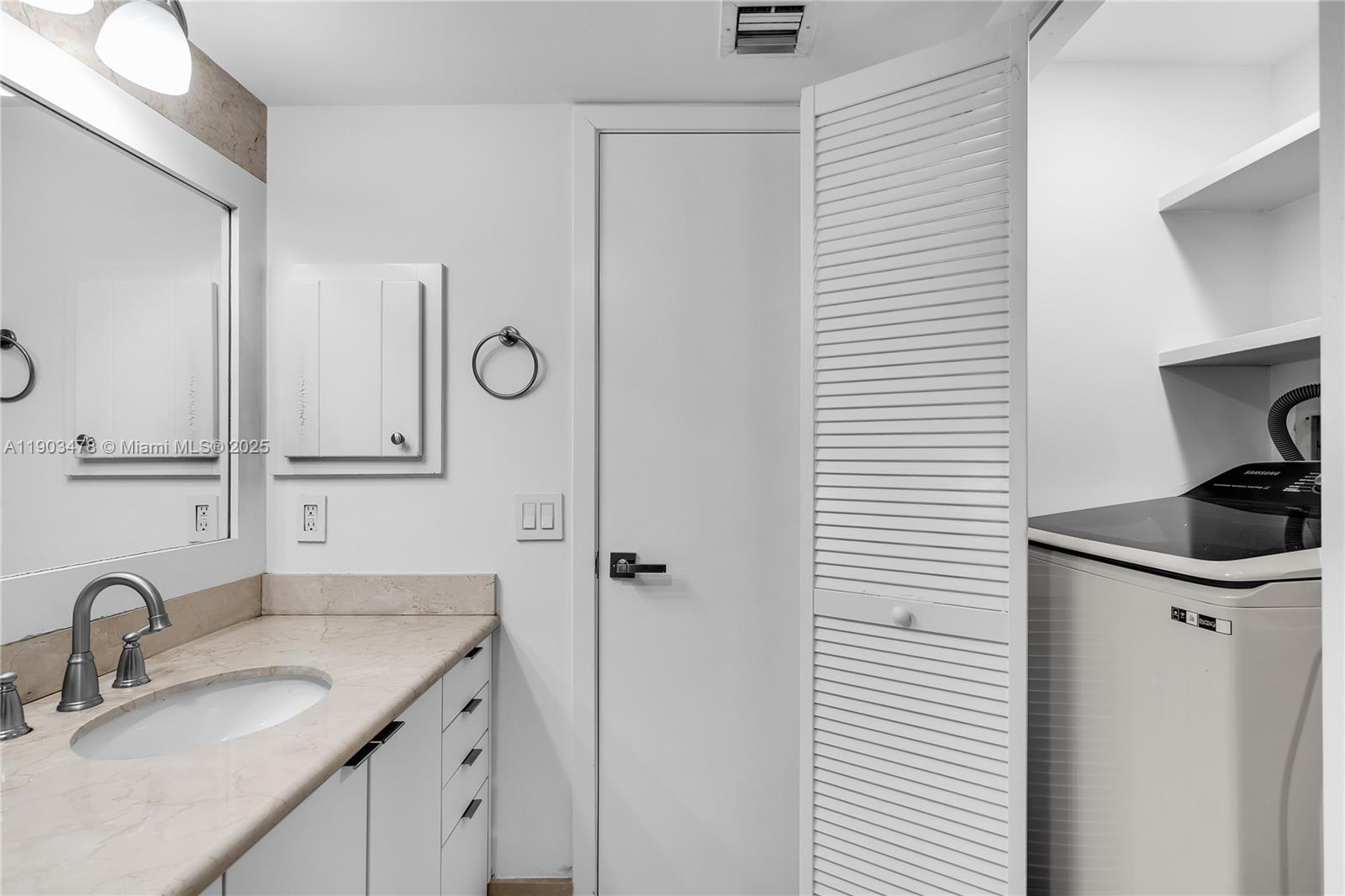 141 Crandon Blvd # 242, Key Biscayne Unit: 242