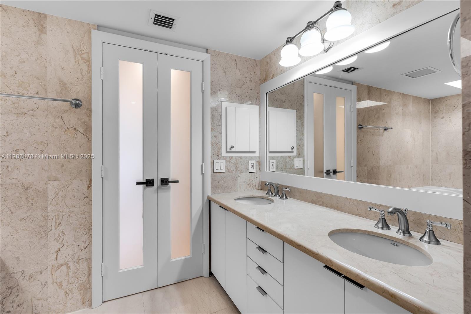 141 Crandon Blvd # 242, Key Biscayne Unit: 242