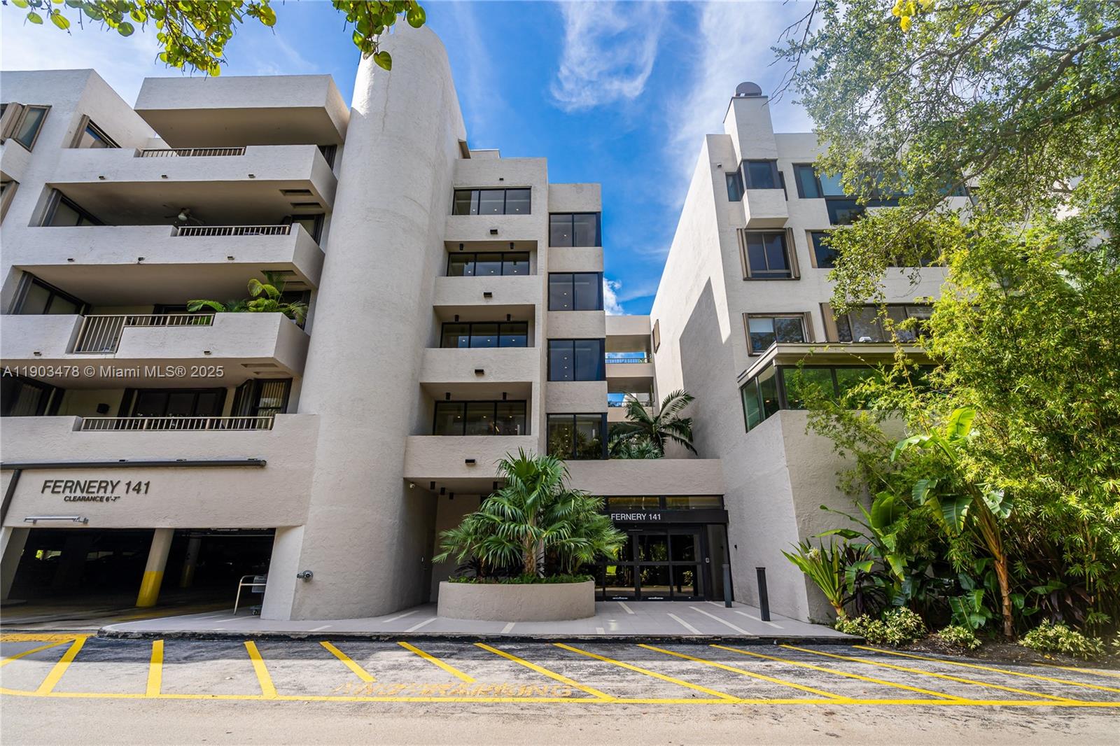 141 Crandon Blvd # 242, Key Biscayne Unit: 242