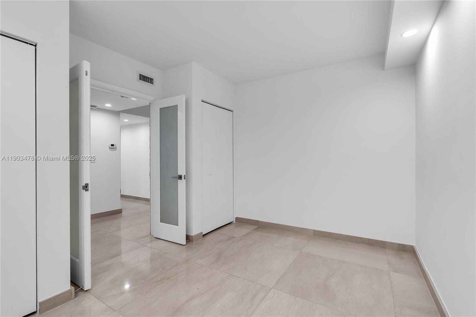 141 Crandon Blvd # 242, Key Biscayne Unit: 242