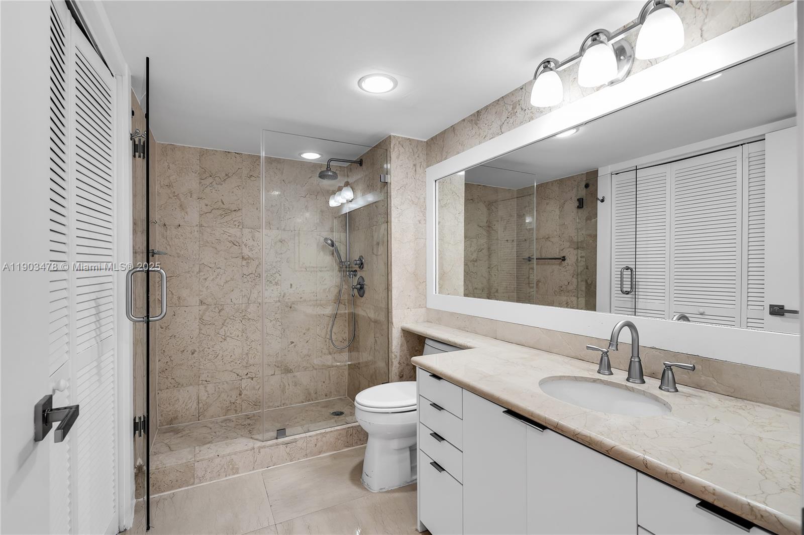 141 Crandon Blvd # 242, Key Biscayne Unit: 242