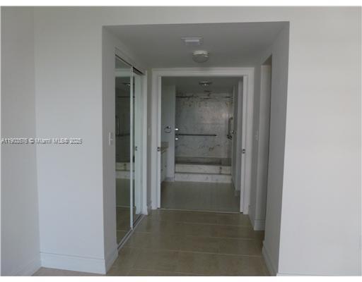 199 OCEAN LN DR # 702, Key Biscayne Unit: 702