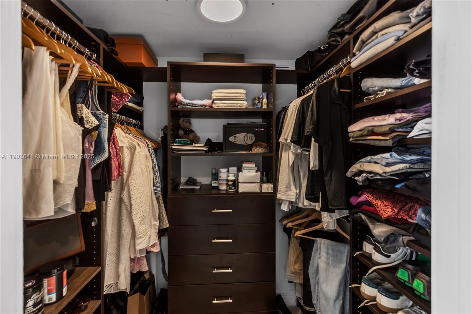 1800 S Ocean Dr # 2207