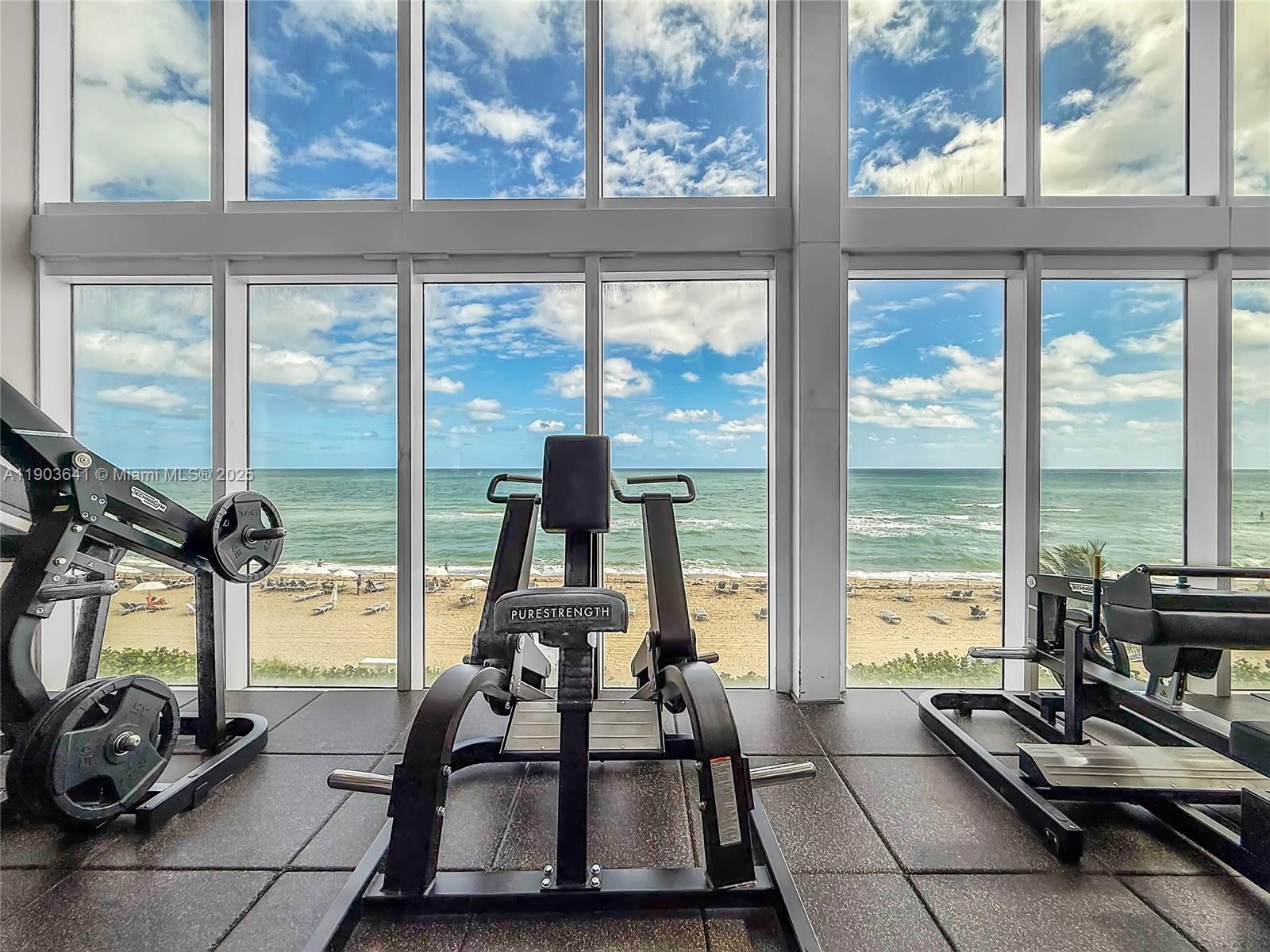 1800 S Ocean Dr # 2207