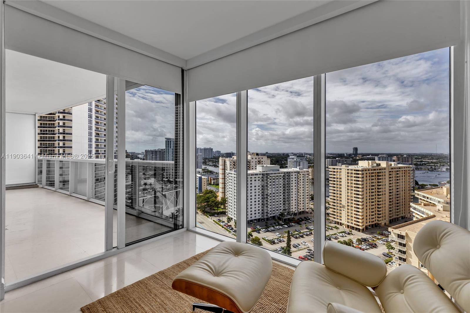 1800 S Ocean Dr # 2207