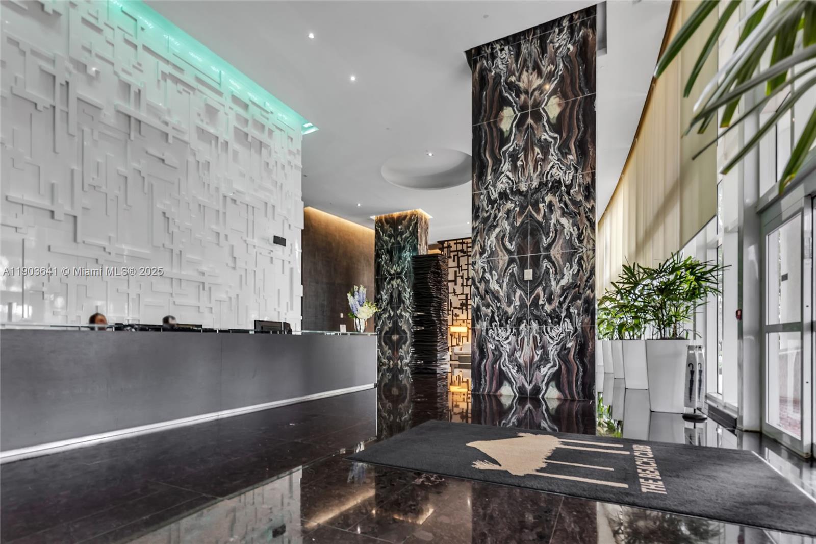 1800 S Ocean Dr # 2207