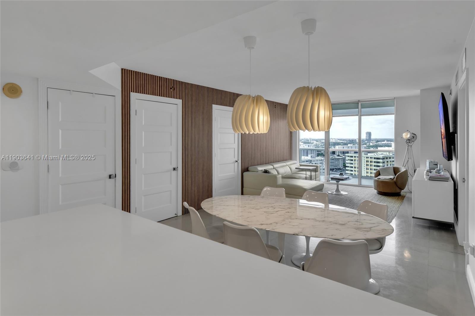 1800 S Ocean Dr # 2207