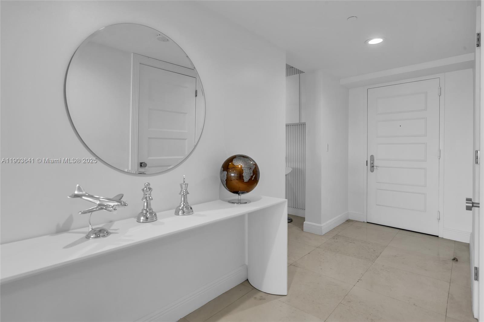 1800 S Ocean Dr # 2207