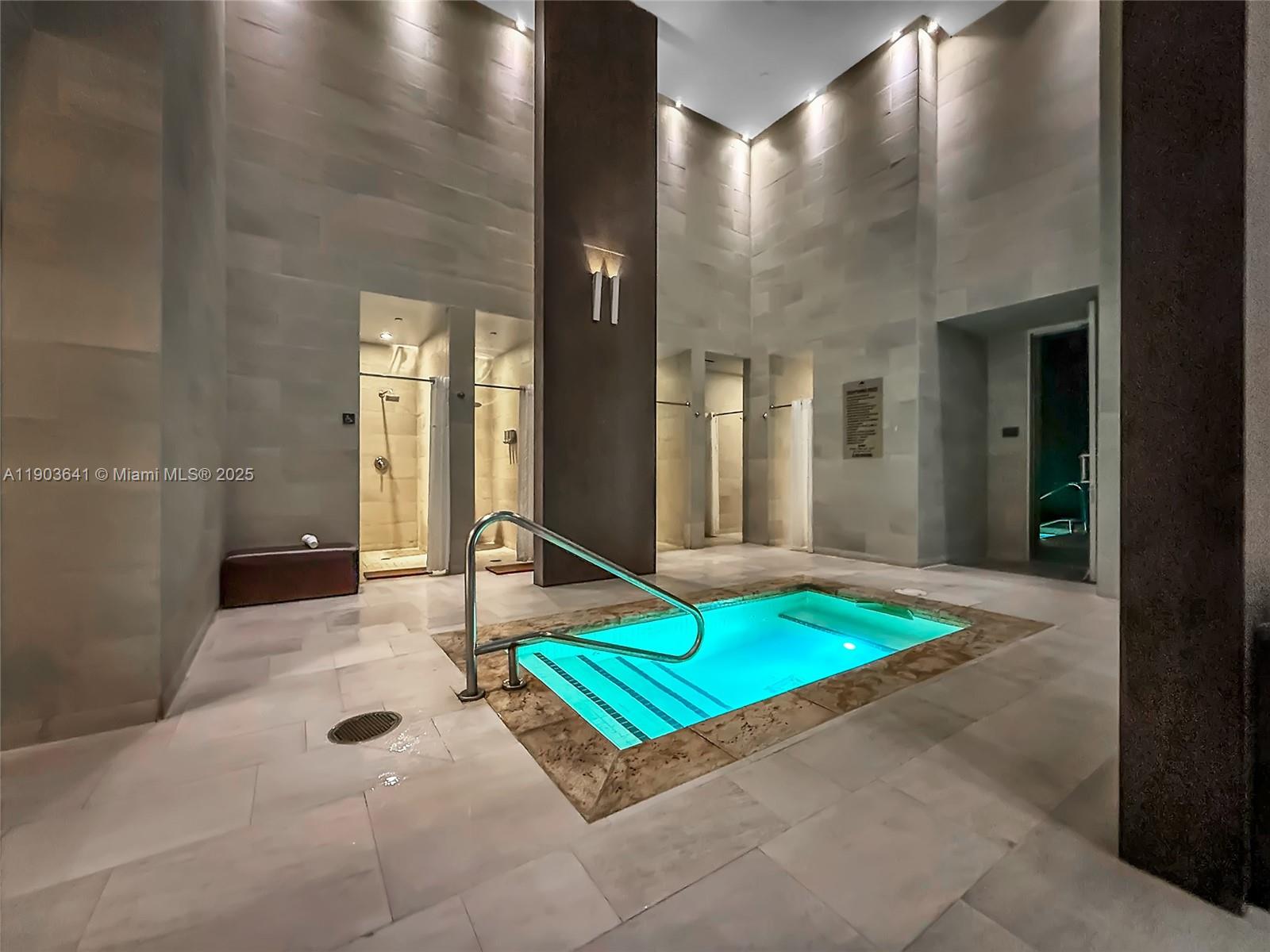 1800 S Ocean Dr # 2207