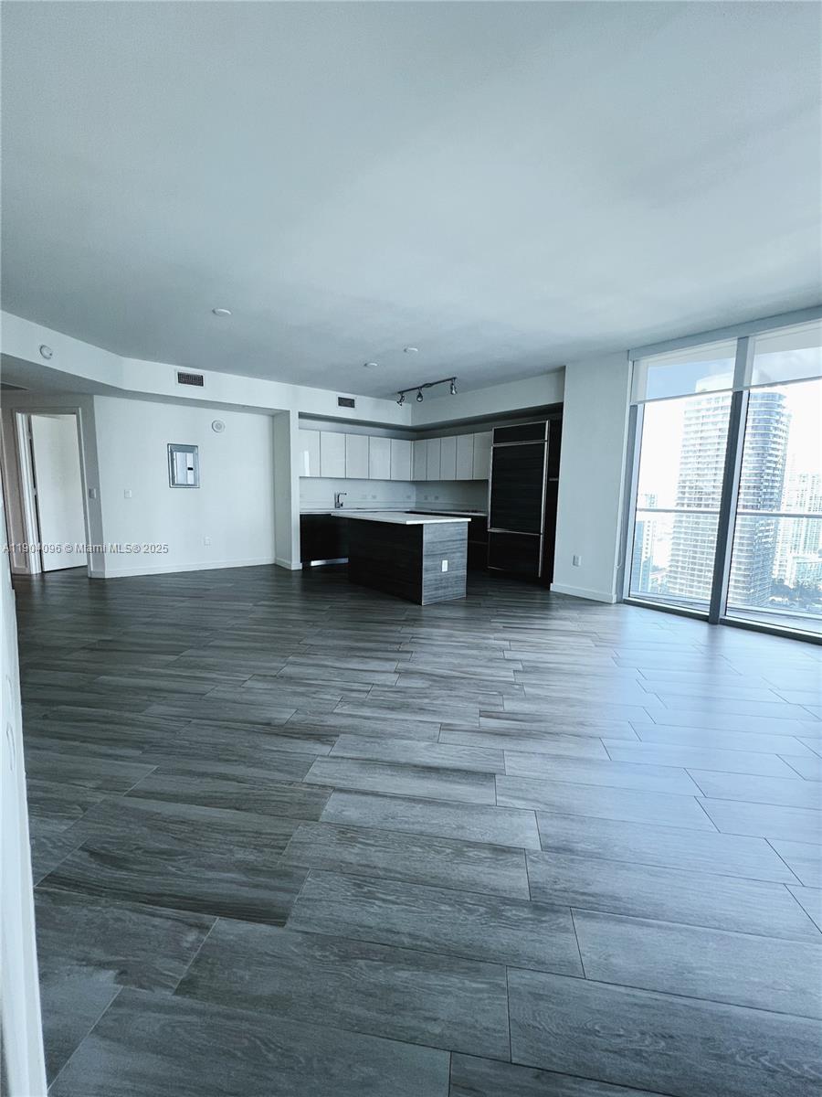 1100 S Miami Ave Unit: 3310
