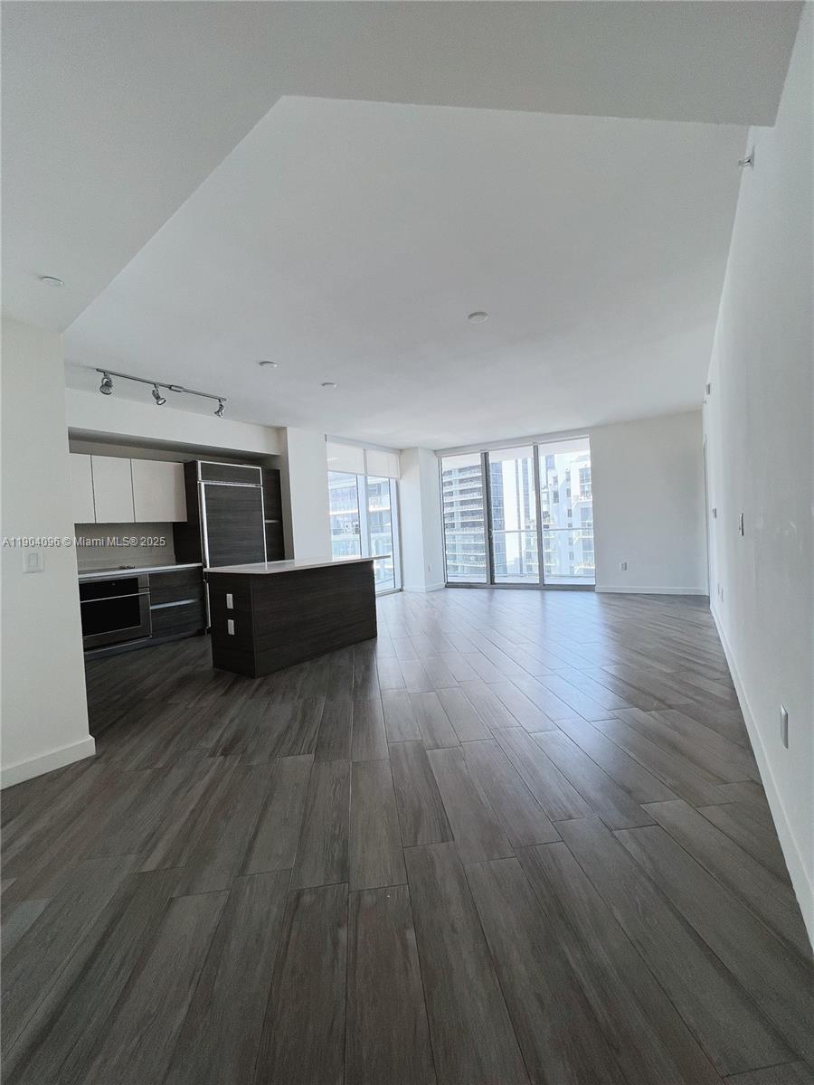 1100 S Miami Ave Unit: 3310