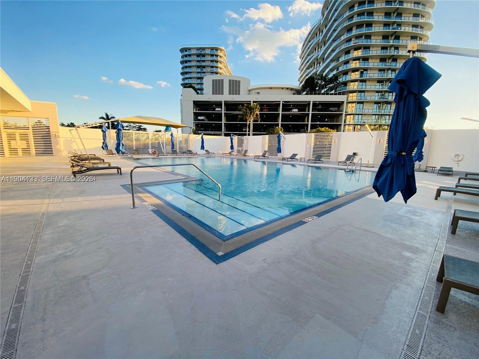 14951 Royal Oaks # 405