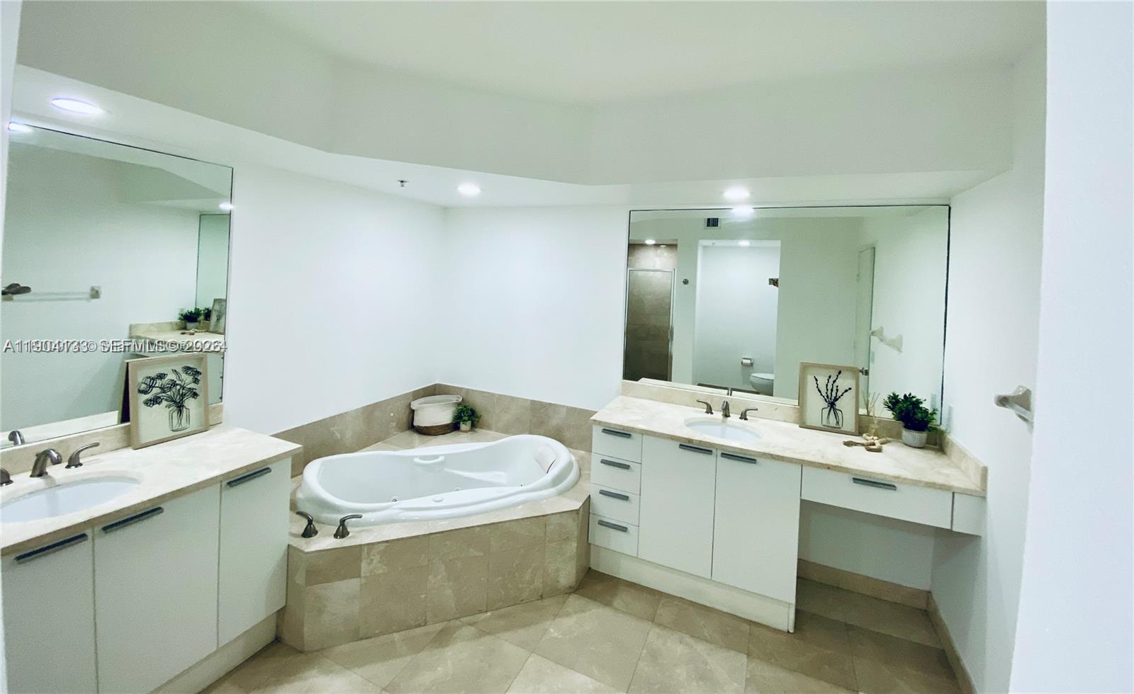 14951 Royal Oaks # 405