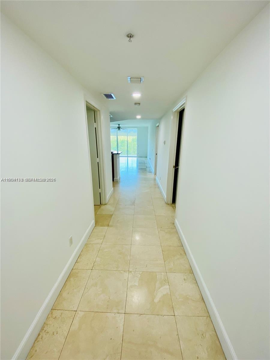 14951 Royal Oaks # 405