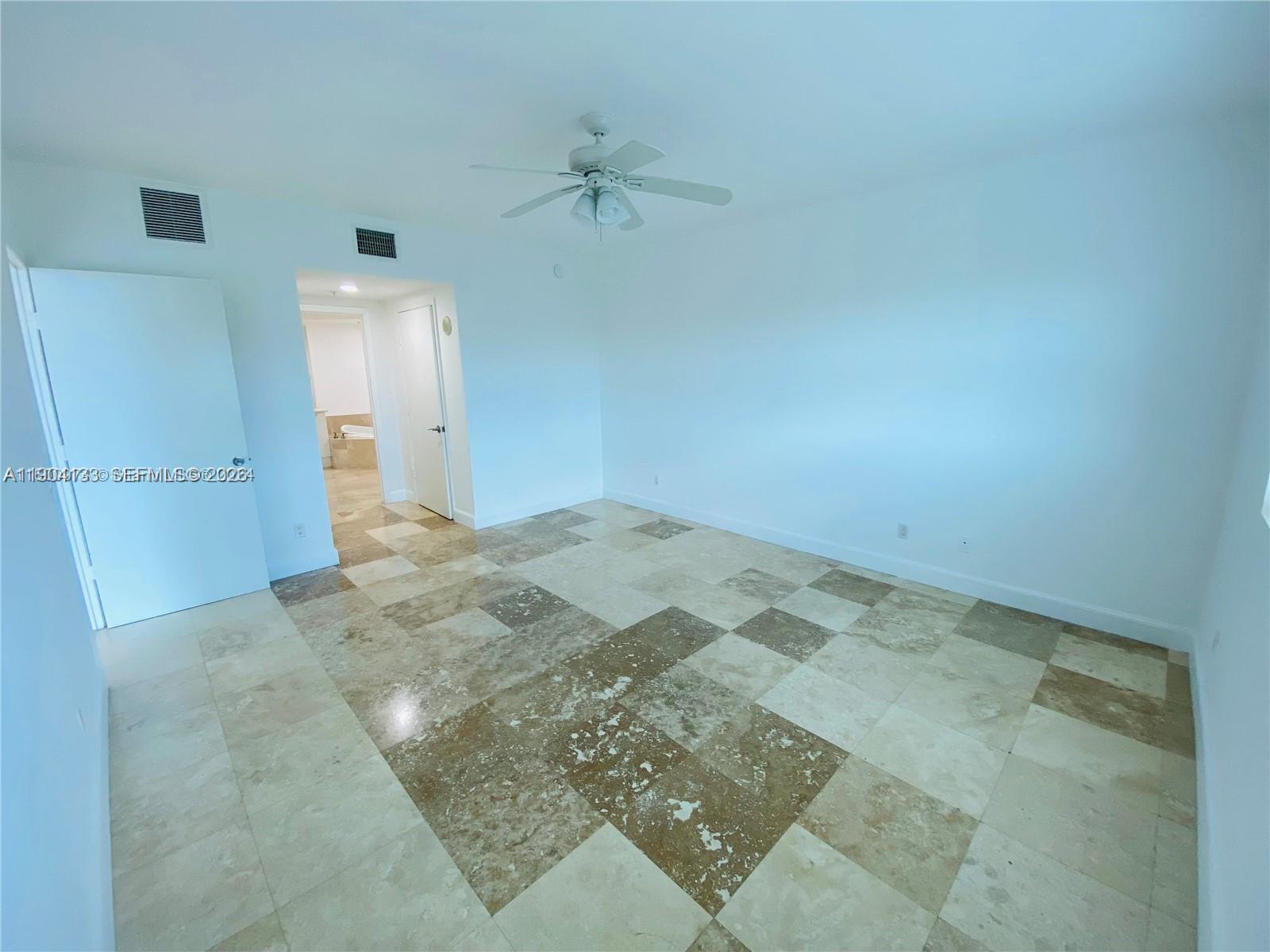 14951 Royal Oaks # 405