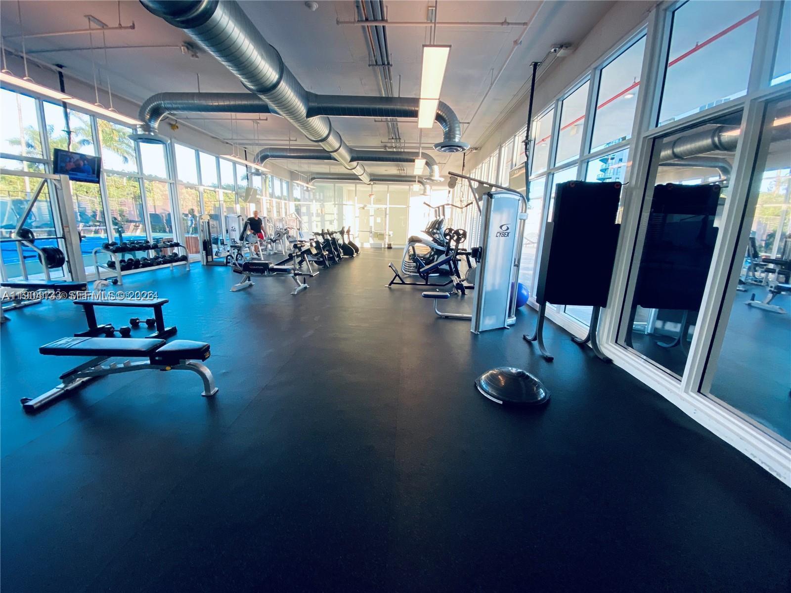 14951 Royal Oaks # 405