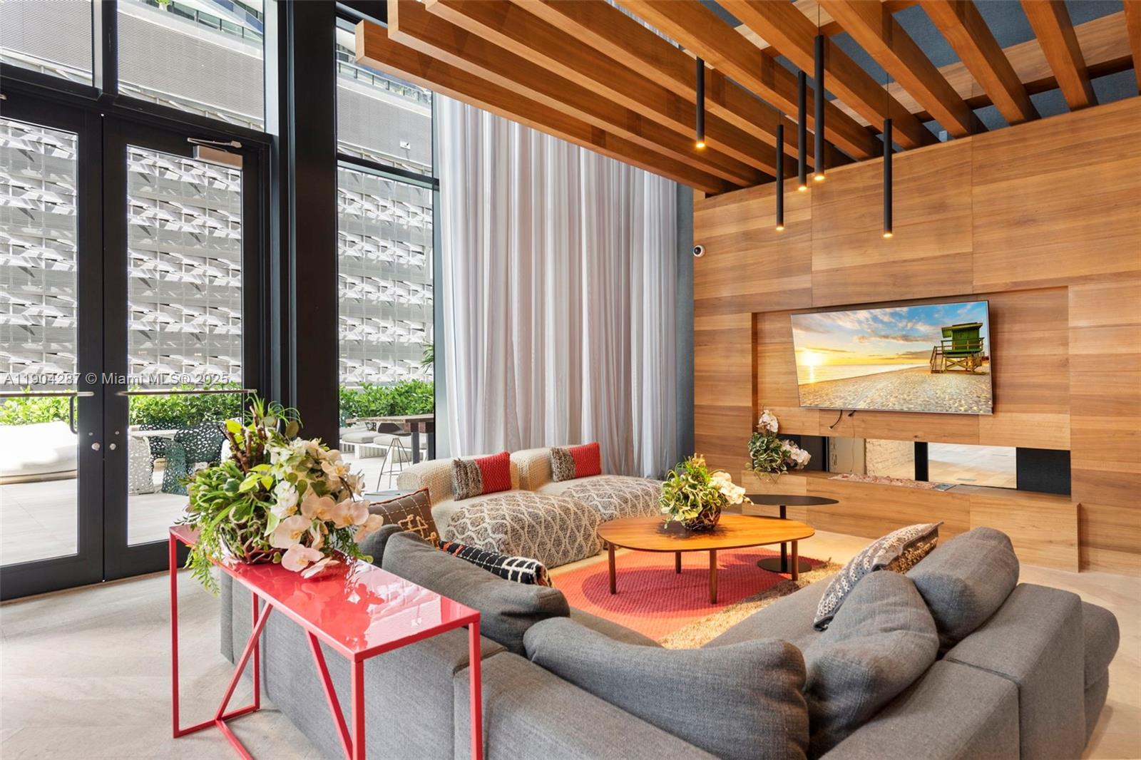 1010 Brickell Ave # 1706