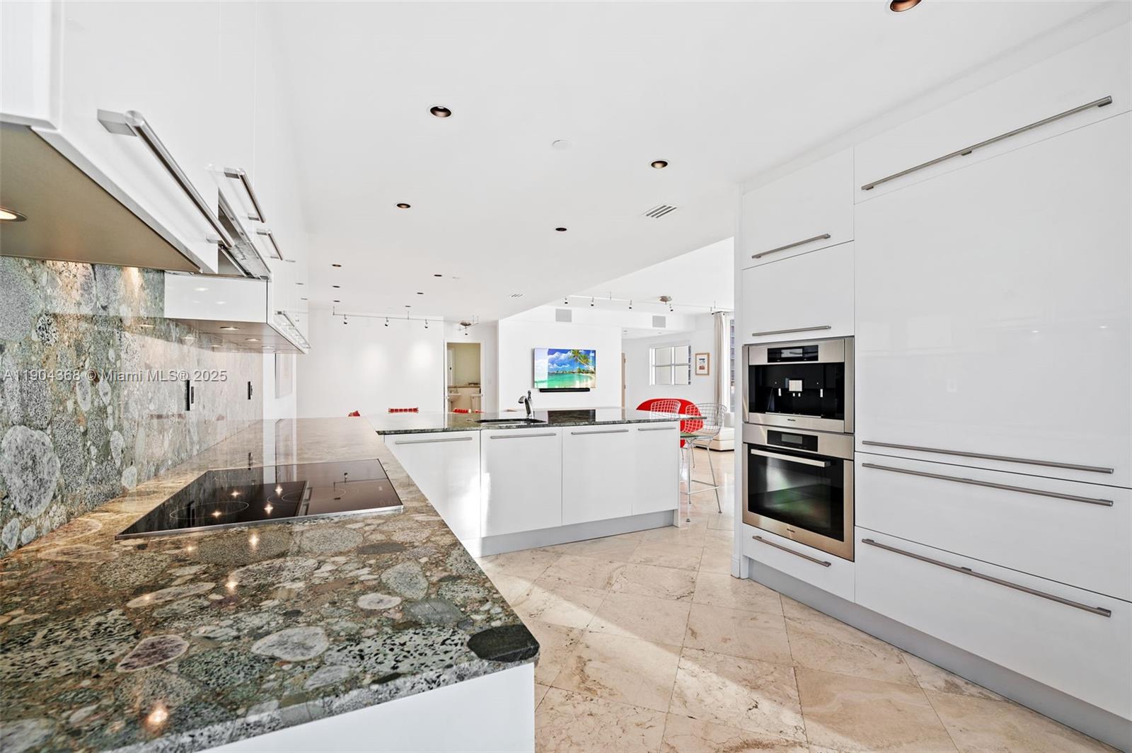 2645 S Bayshore Dr # 1201