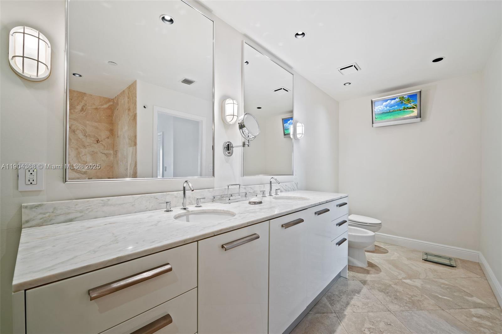 2645 S Bayshore Dr # 1201