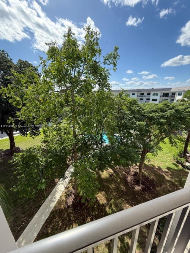 900 River Reach Dr # 502