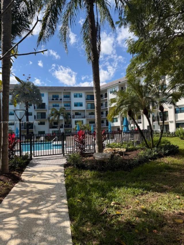 900 River Reach Dr # 502