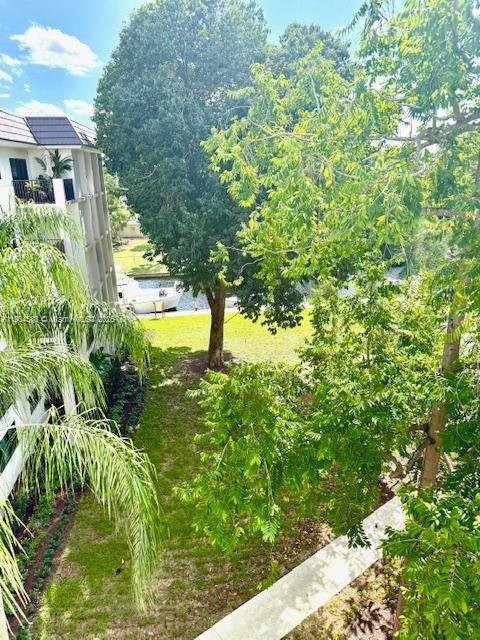 900 River Reach Dr # 502