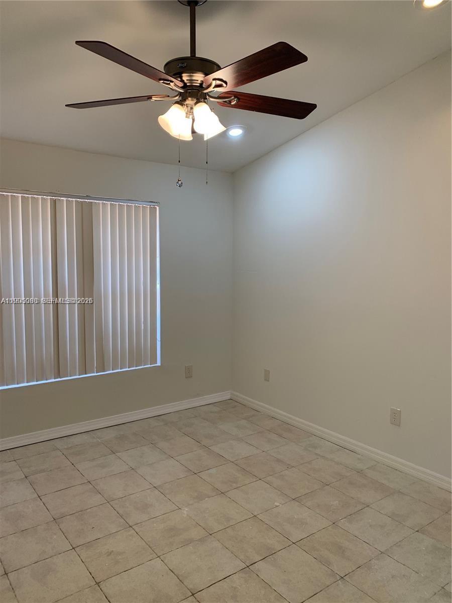 4855 SW 152nd Ct # 44 Unit: F-44