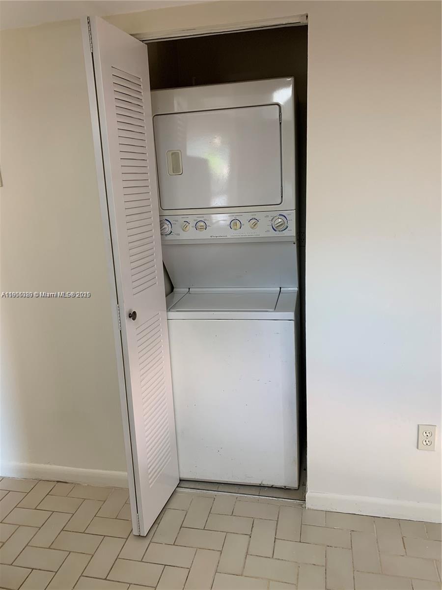 4855 SW 152nd Ct # 44 Unit: F-44