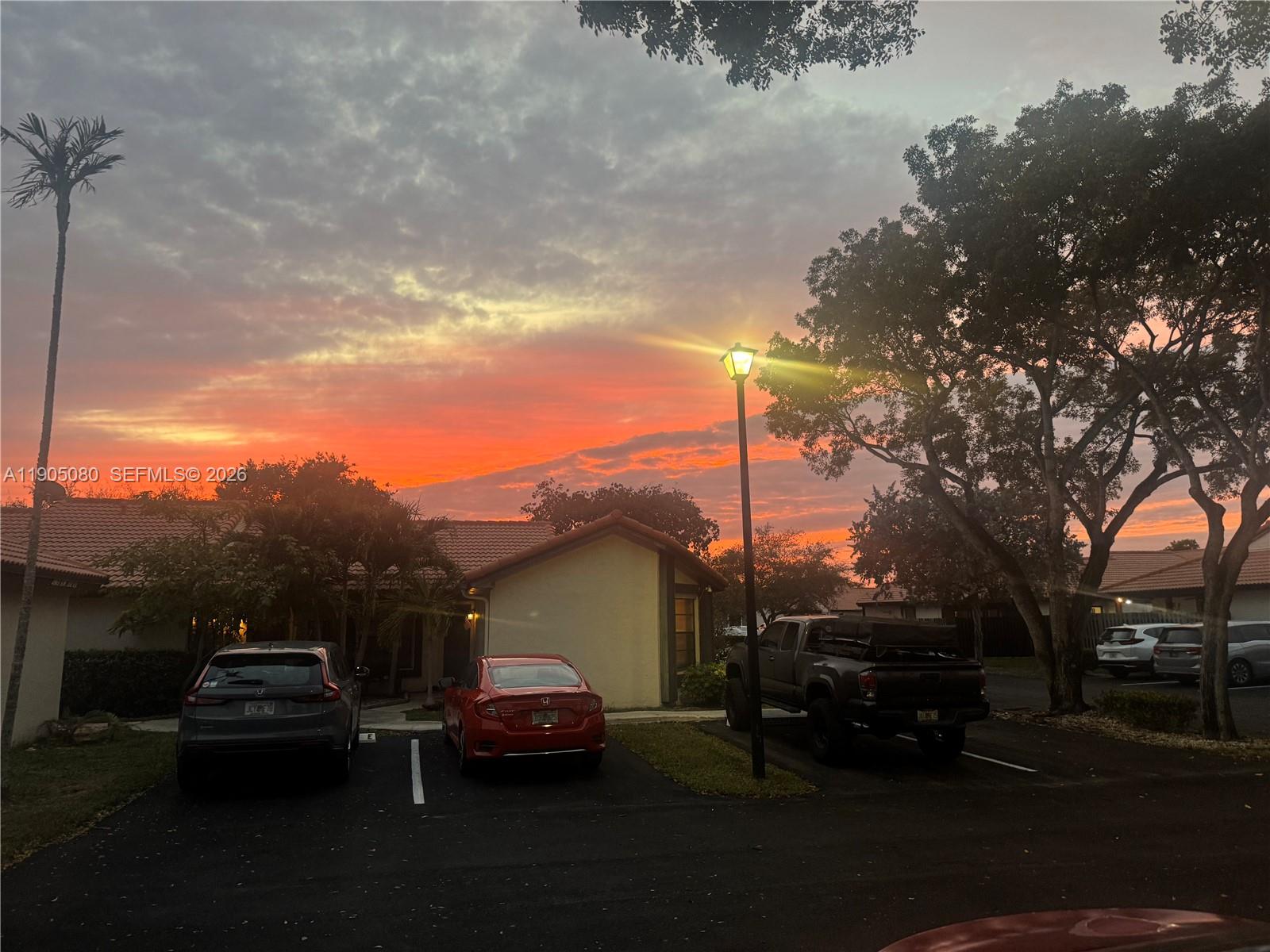 4855 SW 152nd Ct # 44 Unit: F-44