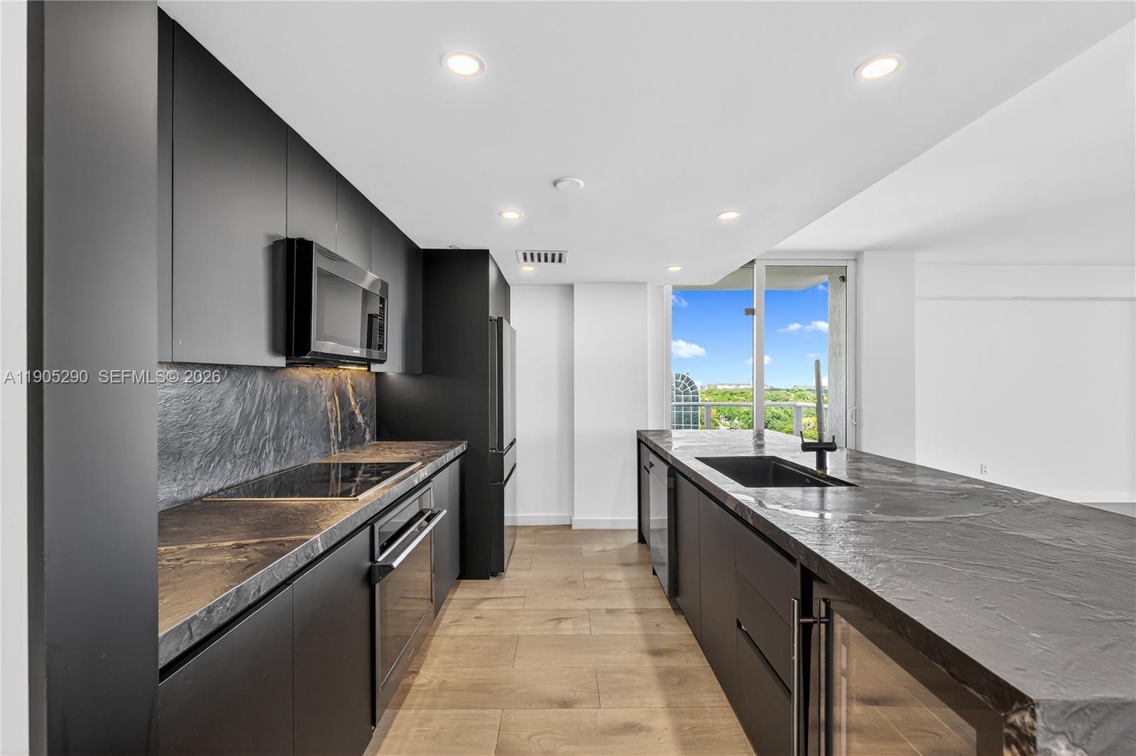 4250 Biscayne Blvd # 1502