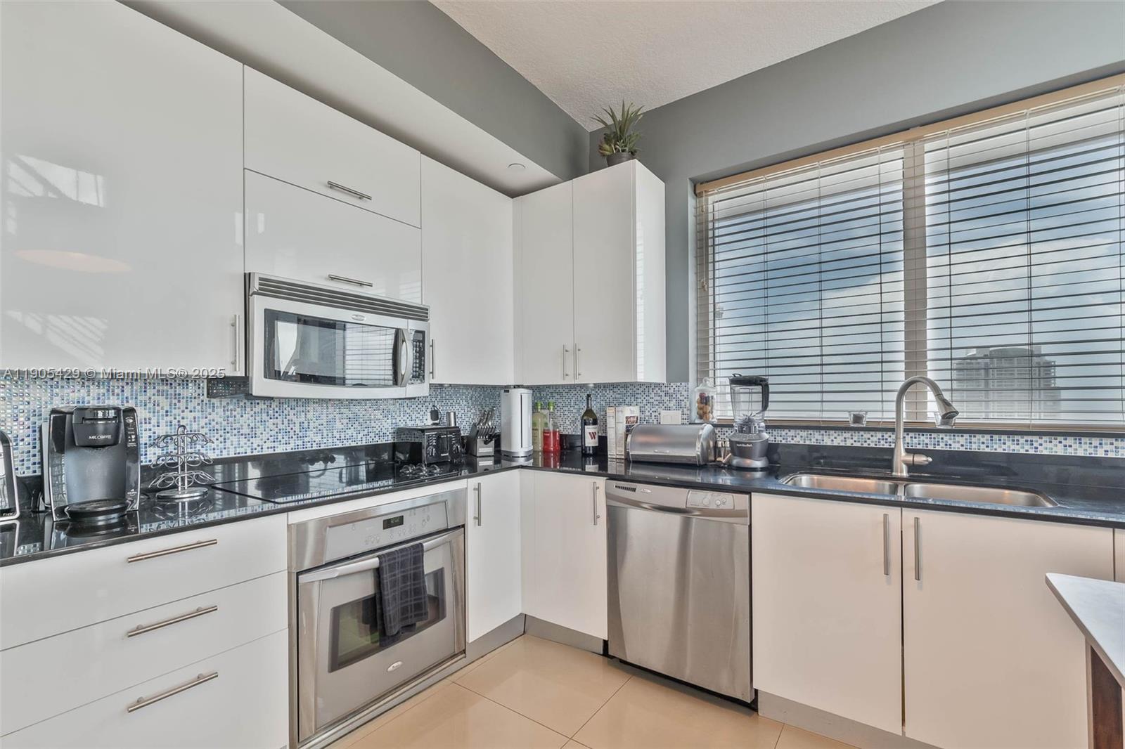 60 SW 13th St # 3401