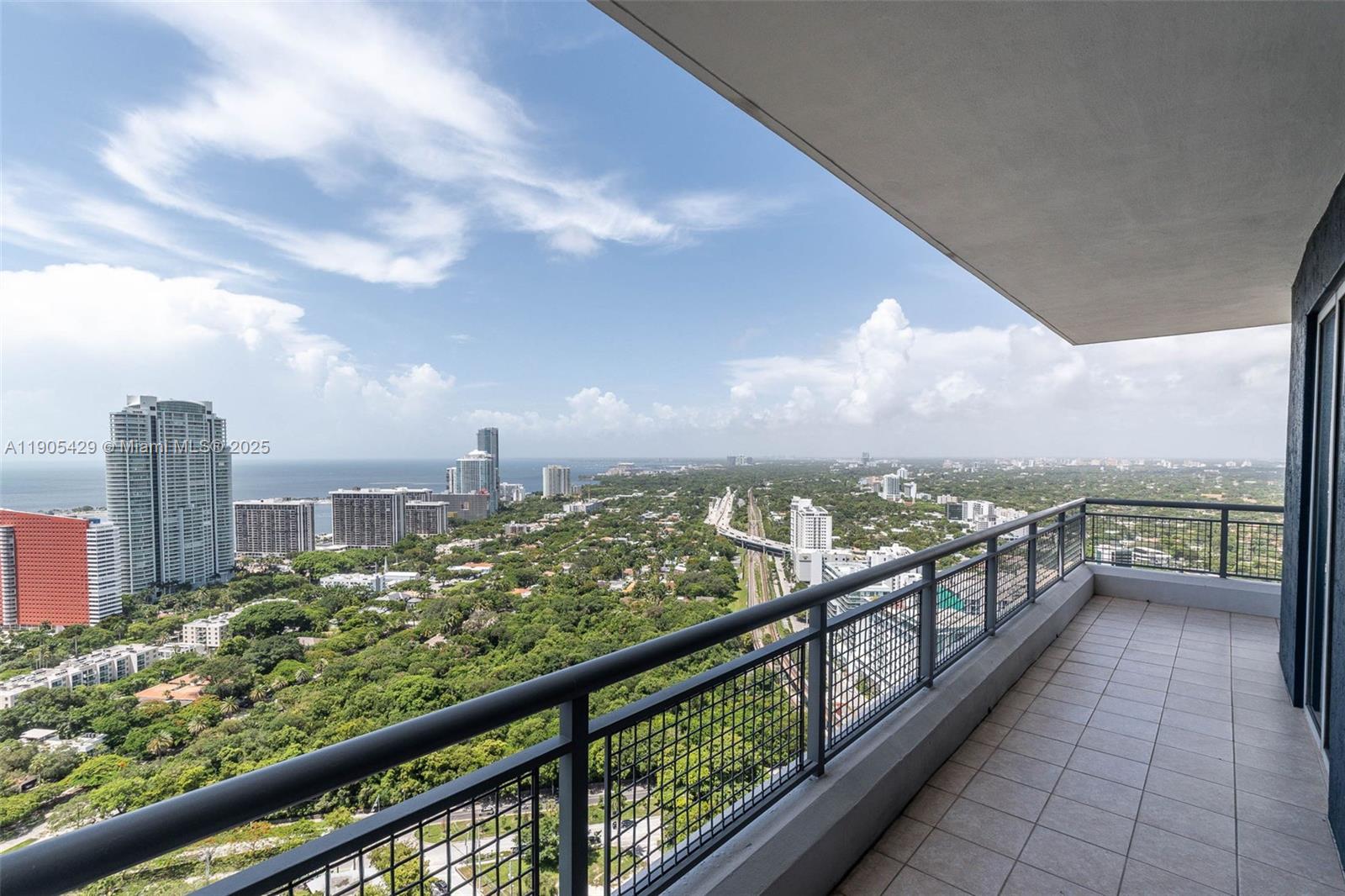 60 SW 13th St # 3401