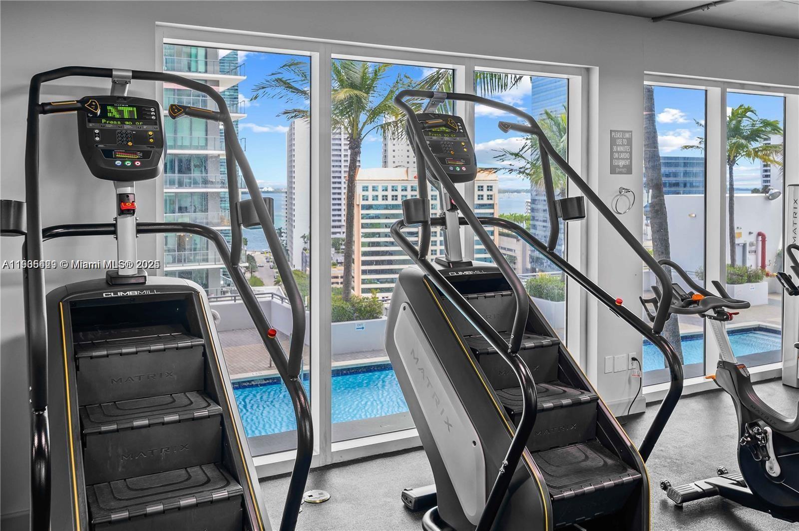 60 SW 13th St # 3401