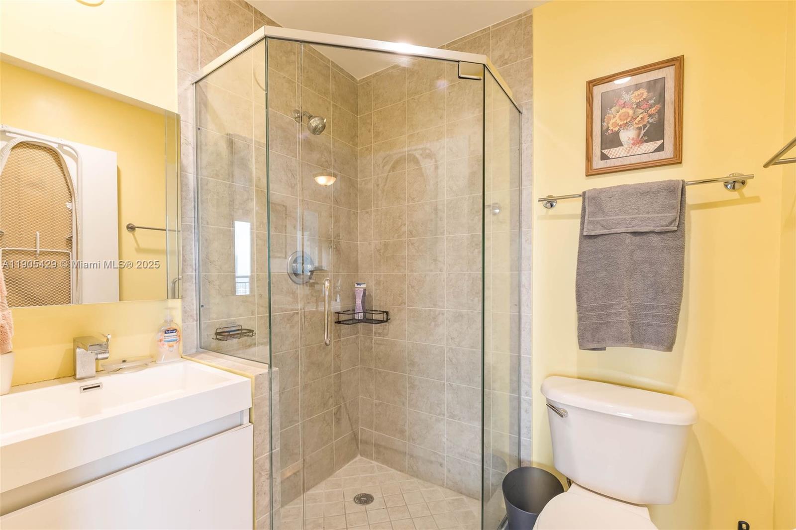 60 SW 13th St # 3401