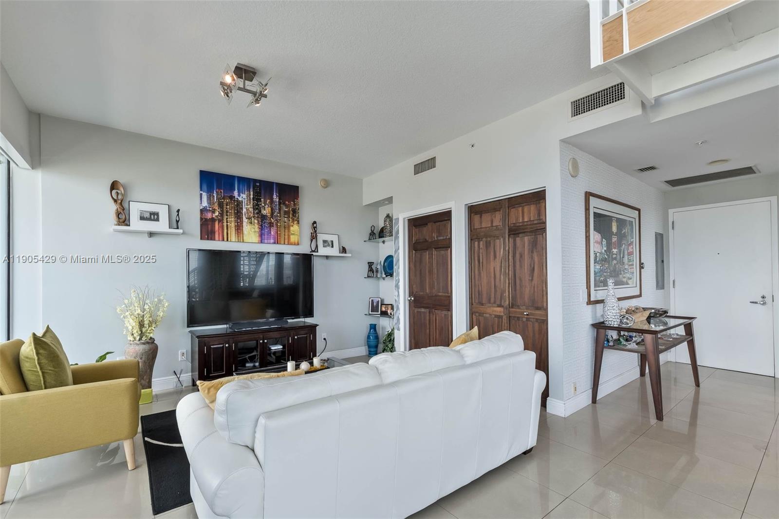 60 SW 13th St # 3401