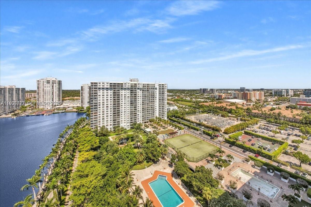  Unit: 1516W