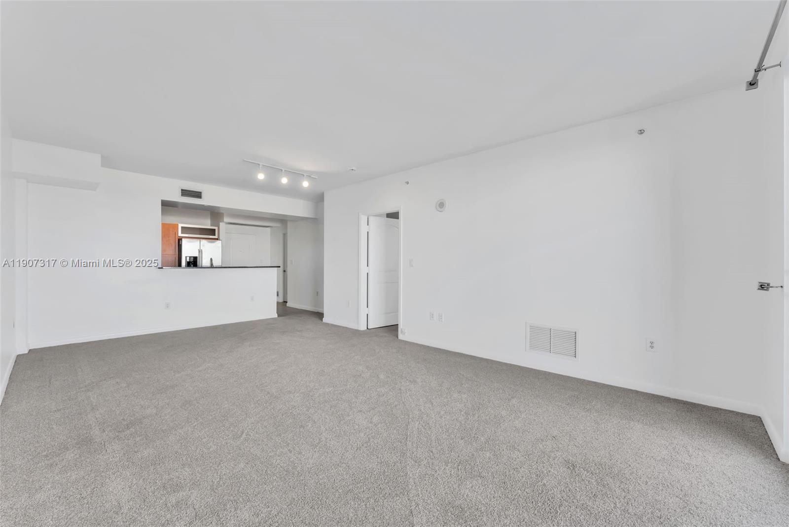 7350 SW 89th St # 1005S